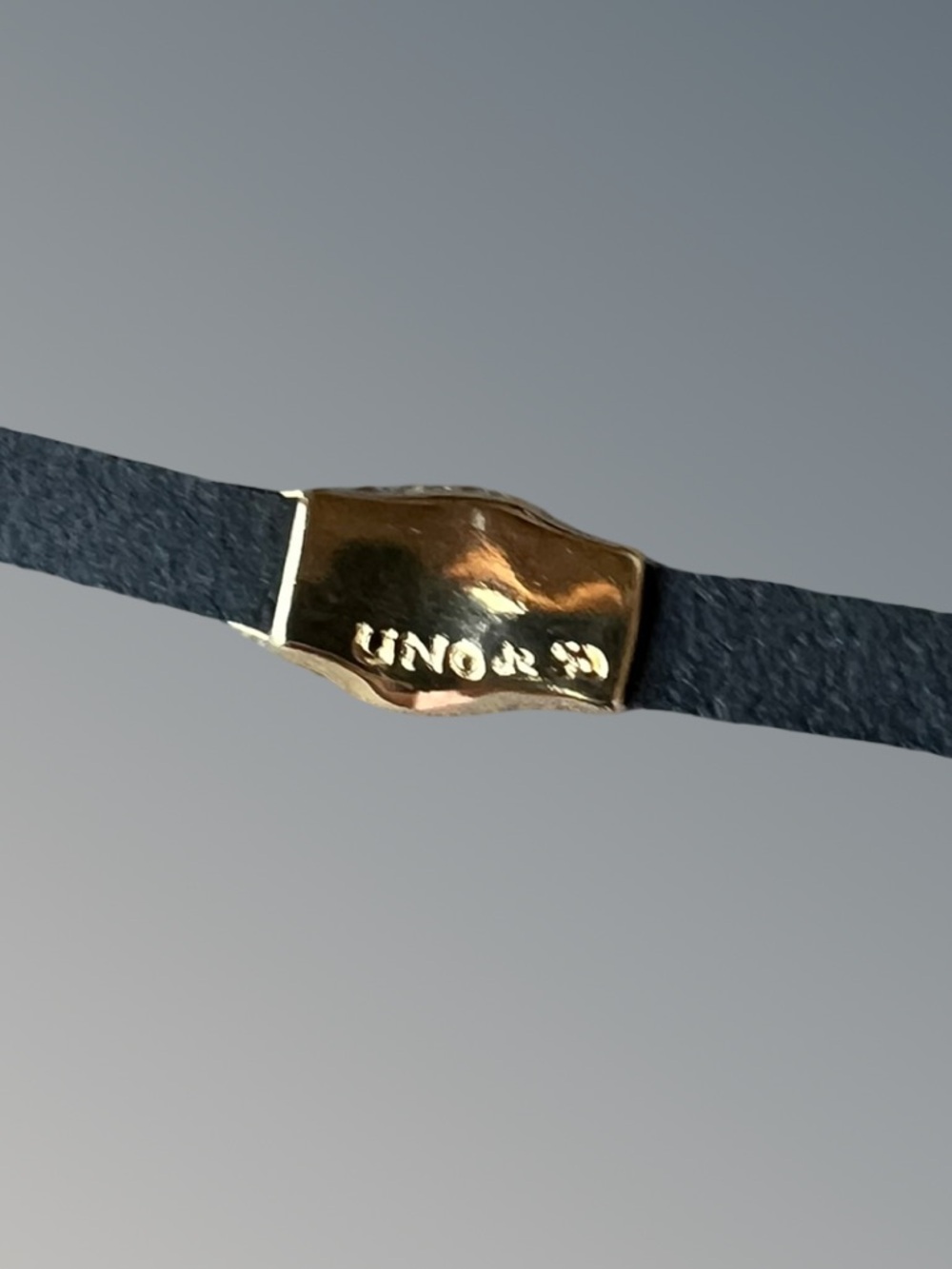 UNOde50 Black Leather Double-Wrap Bracelet with Gold Tone Duck Head & Hardware - Picture 4 of 8